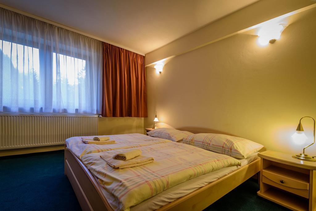 Hotel Boboty Terchová الغرفة الصورة