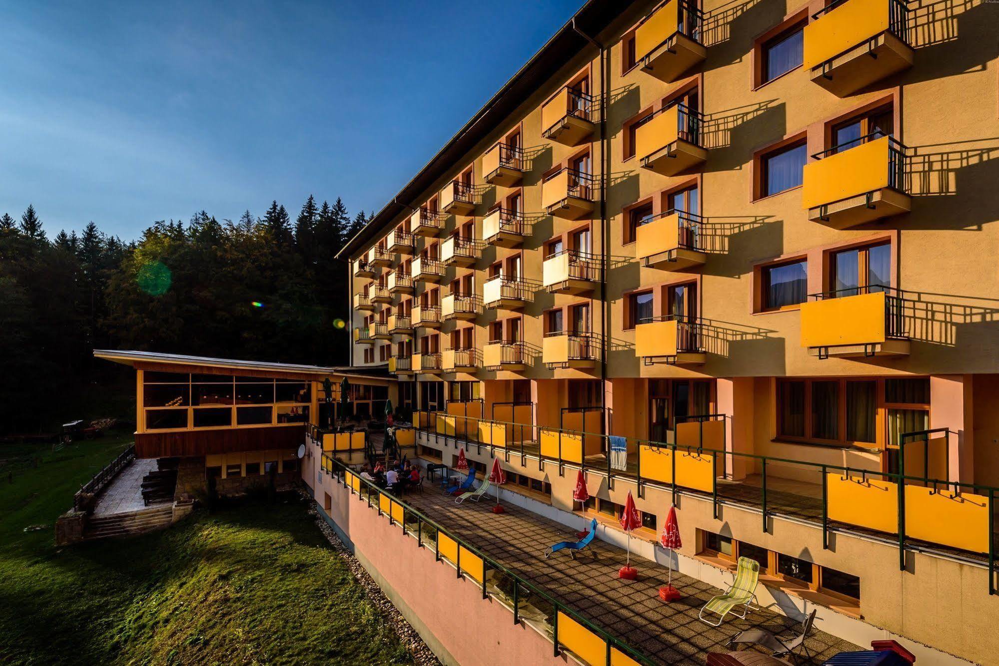 Hotel Boboty Terchová المظهر الخارجي الصورة