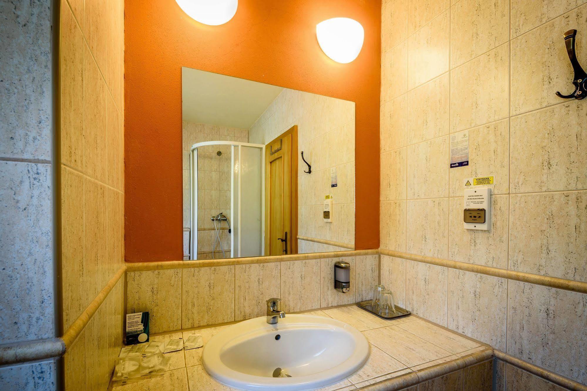 Hotel Boboty Terchová المظهر الخارجي الصورة